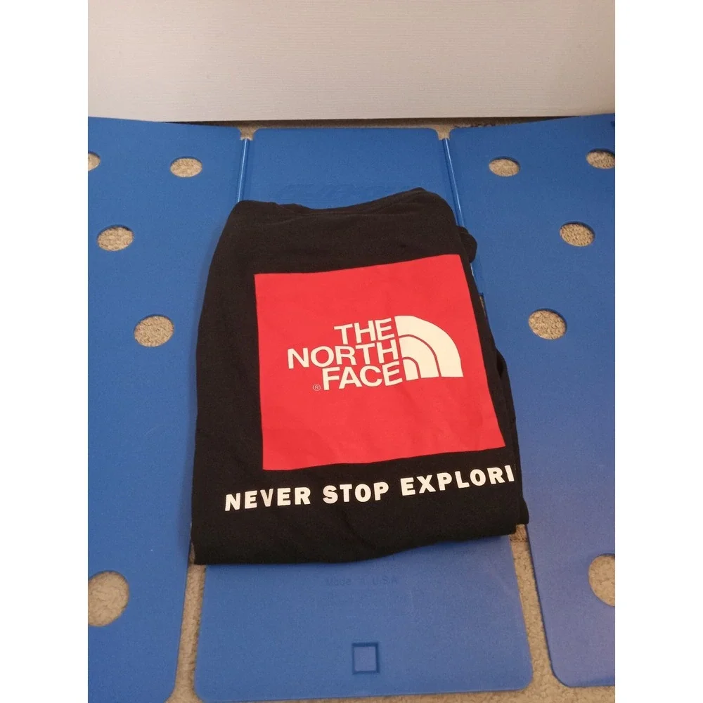 The North Face Long‎ Sleeve Crewneck Never Red Logo Exploring Black Mens Small